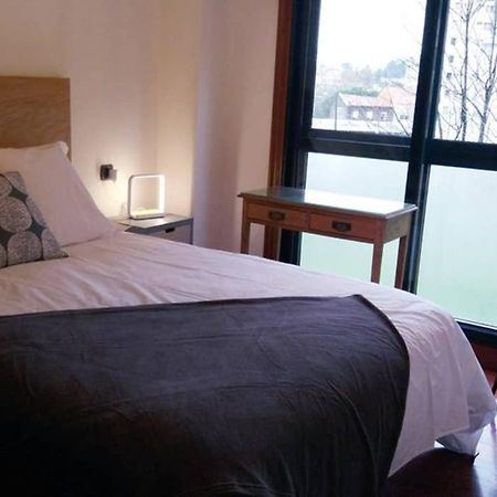 Apartamento Completo Con Parking Privado Y Wifi En San Roque Vigo Exterior photo