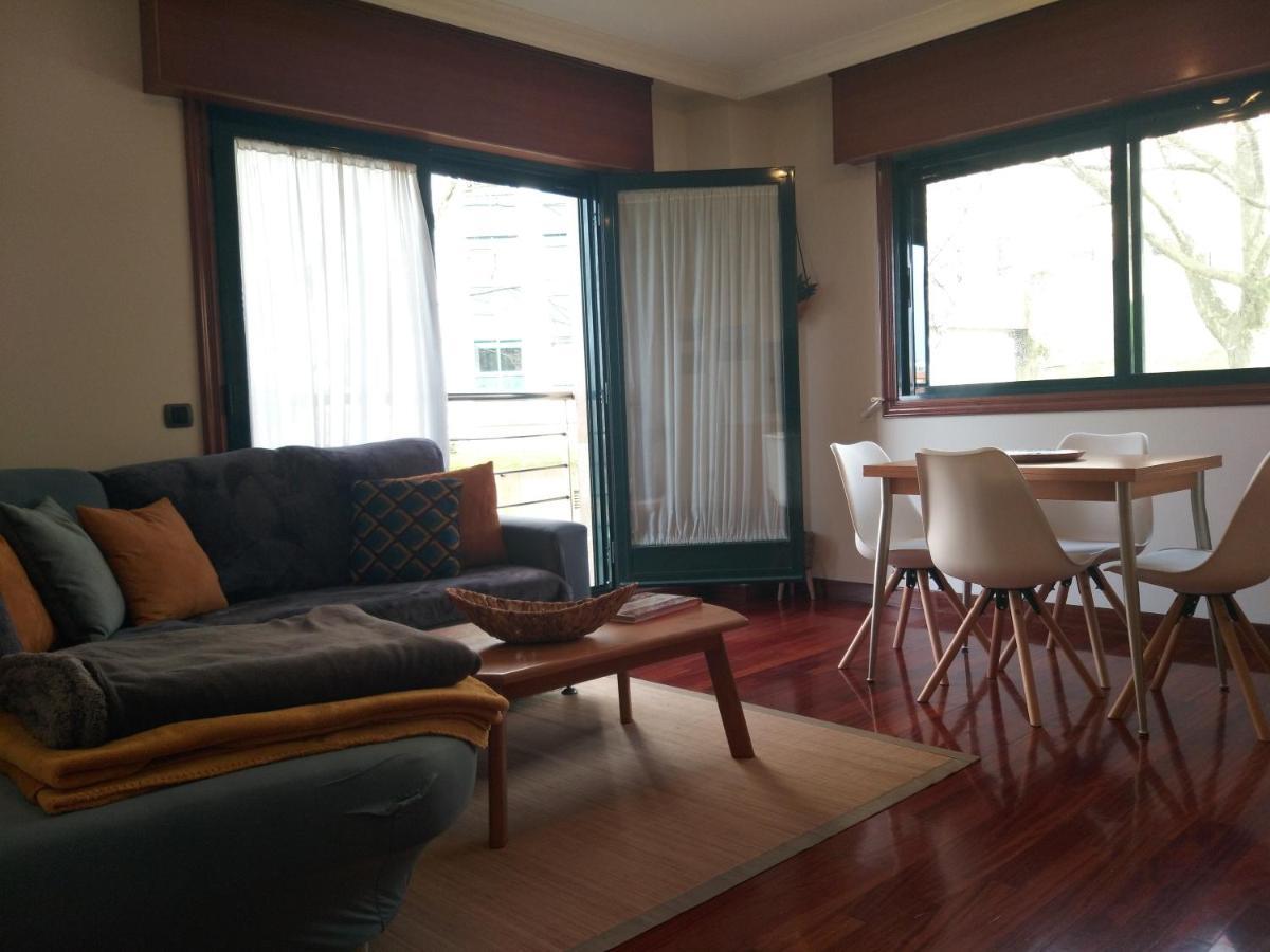 Apartamento Completo Con Parking Privado Y Wifi En San Roque Vigo Exterior photo